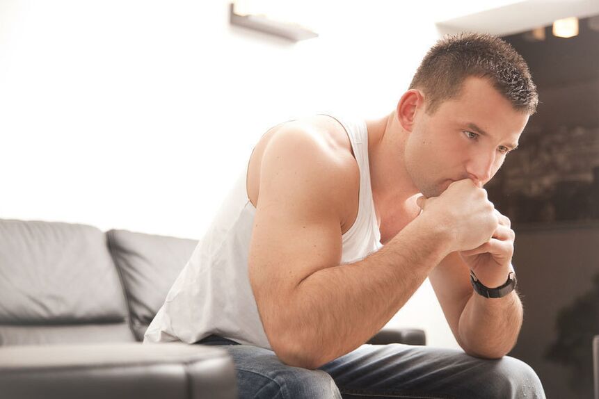 Le stress est l'une des causes de la prostatite chez l'homme.